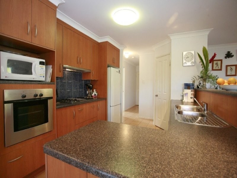 17 San Antonio Ct, Mount Louisa QLD 4814