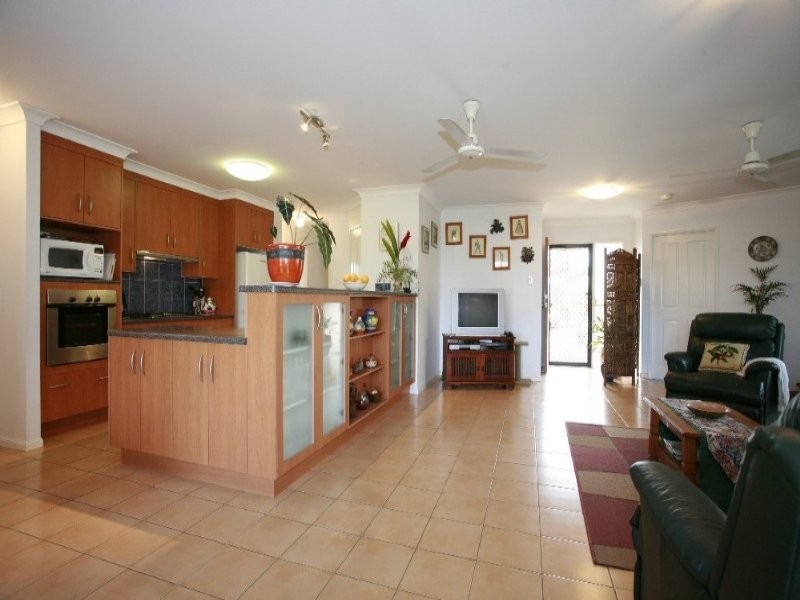 17 San Antonio Ct, Mount Louisa QLD 4814