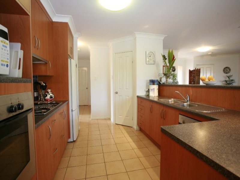 17 San Antonio Ct, Mount Louisa QLD 4814