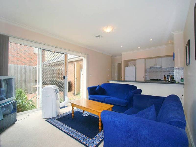 2/3 McKelvie Court, Glen Waverley VIC 3150