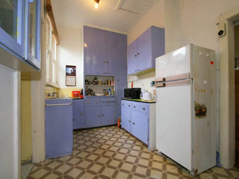 192 Kangaroo Road, Hughesdale VIC 3166