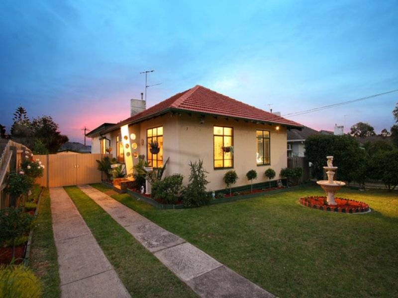 7 Attunga Street, Chadstone VIC 3148