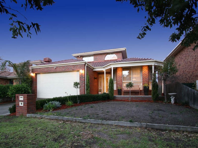4 Baynton Street, Oakleigh East VIC 3166