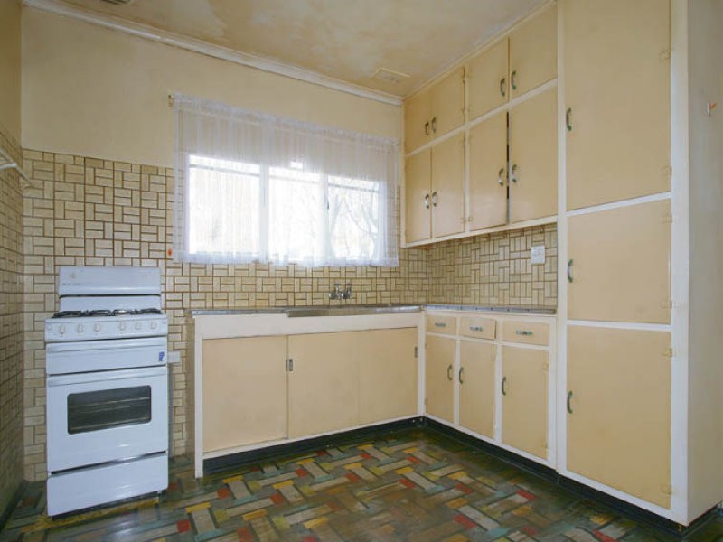 137 Power Avenue, Chadstone VIC 3148