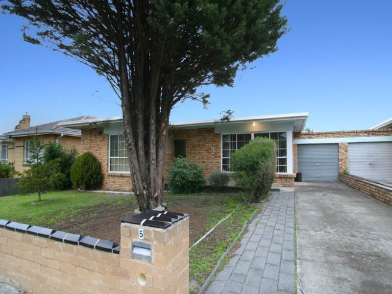 5 Gordon Avenue, Oakleigh East VIC 3166