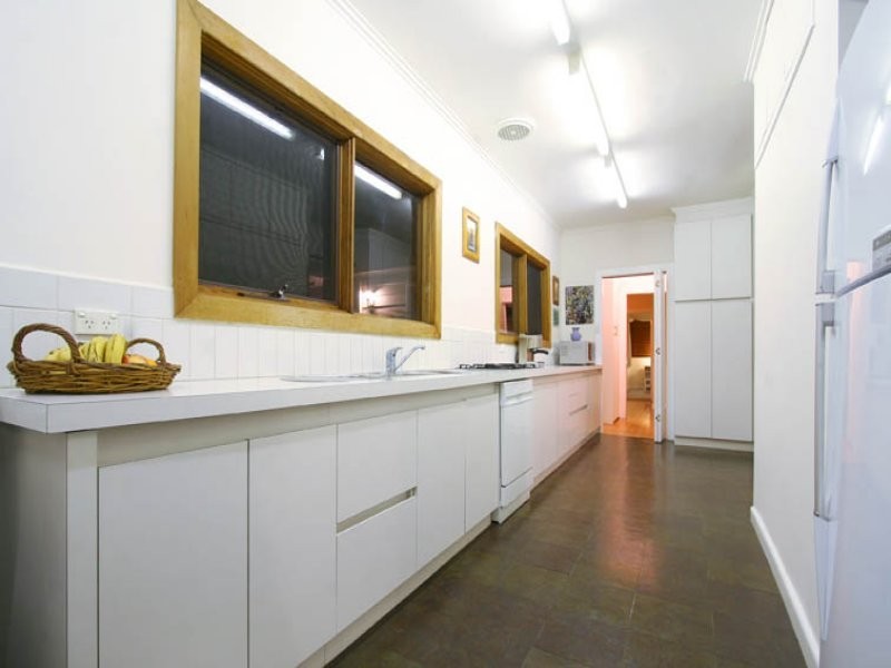 39 Grandview Road, Chadstone VIC 3148