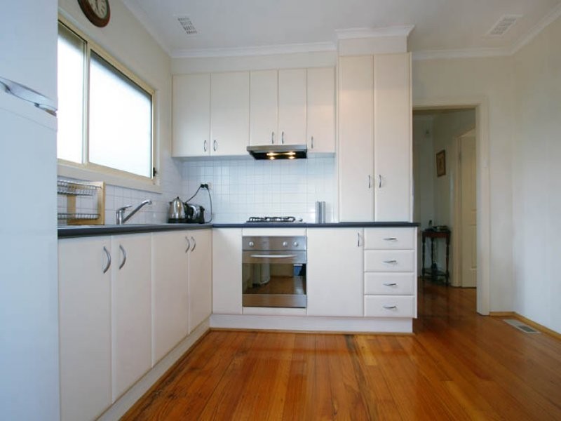11 Margot Street, Chadstone VIC 3148