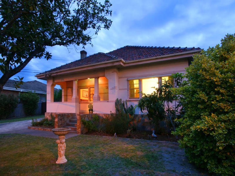 70 Ferntree Gully Road, Oakleigh East VIC 3166