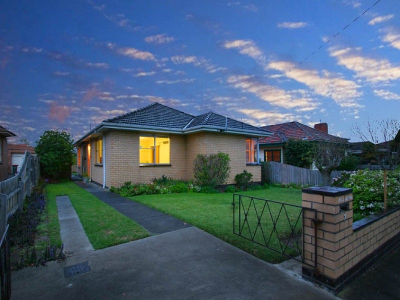 7 Merbow Street, Oakleigh VIC 3166