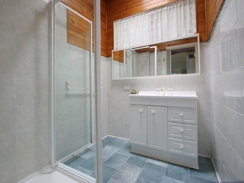 28 Wordsworth Avenue, Clayton South VIC 3169