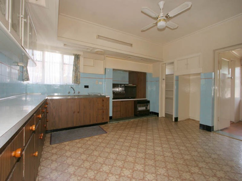 82 Ferntree Gully Road, Oakleigh East VIC 3166