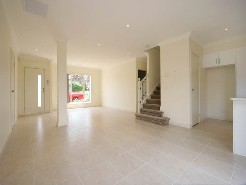 18 Dooga Street, Clayton VIC 3168