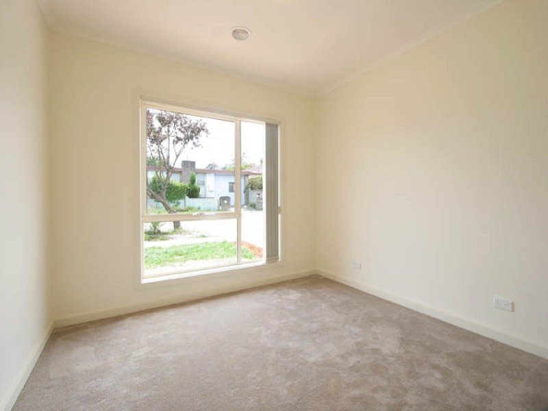 18 Dooga Street, Clayton VIC 3168