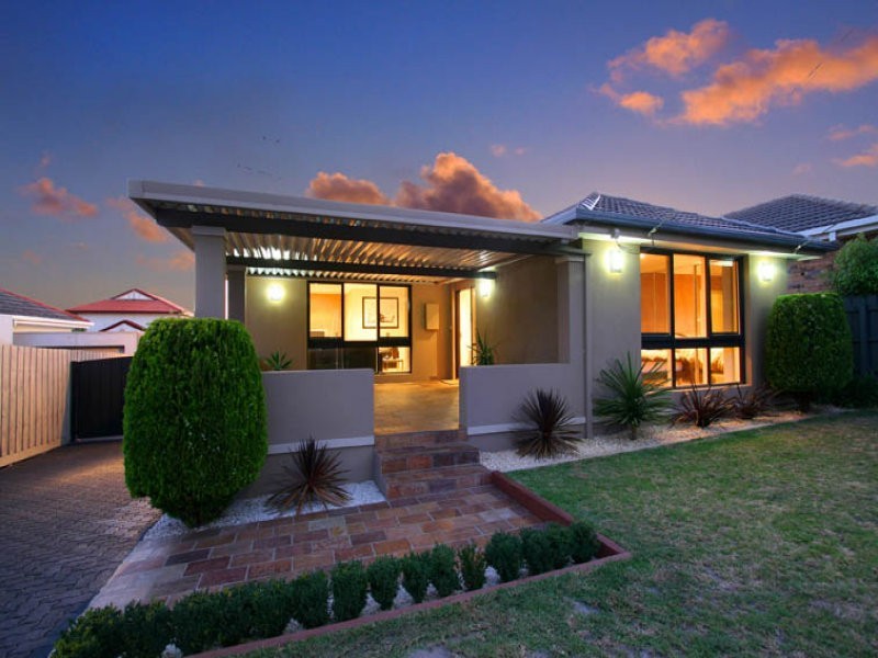 4 Rosemary Street, Chadstone VIC 3148