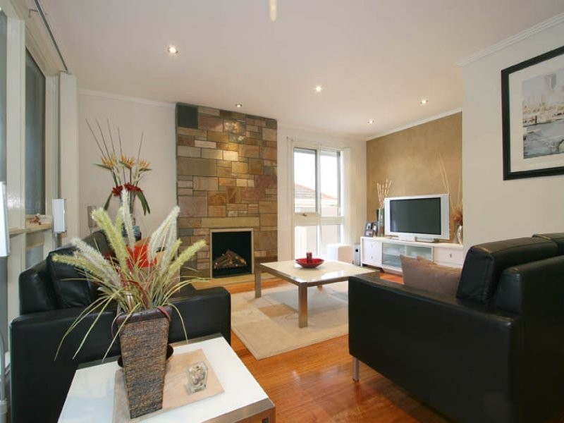 4 Rosemary Street, Chadstone VIC 3148