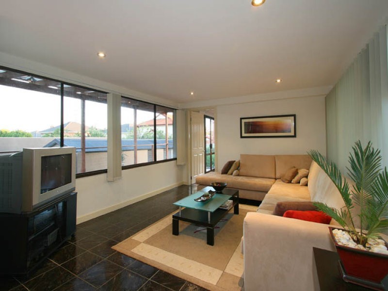 4 Rosemary Street, Chadstone VIC 3148