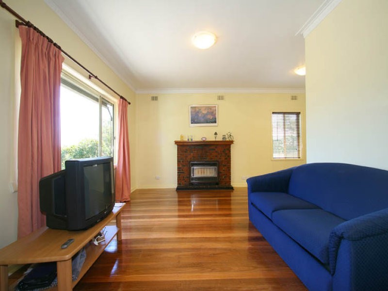 39 Manton Road, Clayton VIC 3168