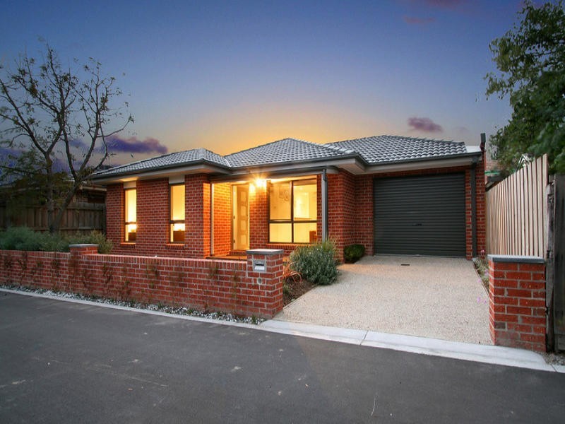 40 Long Place, Hughesdale VIC 3166