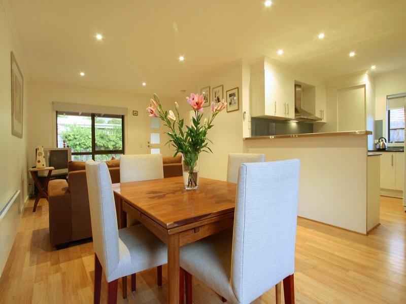 40 Long Place, Hughesdale VIC 3166