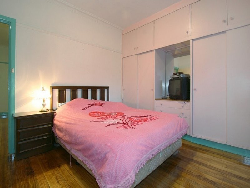 25 Grandview Road, Chadstone VIC 3148