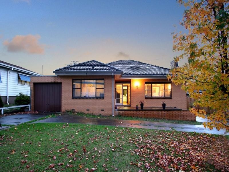 3 Kalymna Grove, Chadstone VIC 3148