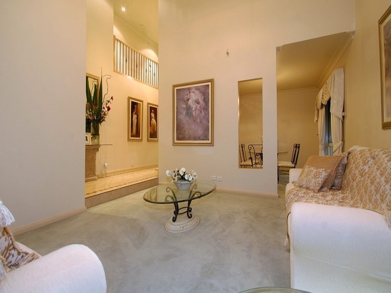 2 Dame Mary Gilmore Place, Oakleigh East VIC 3166