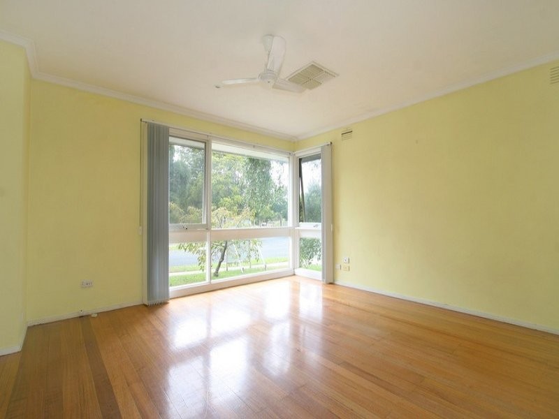 9 Earlwood Street, Dingley Village VIC 3172