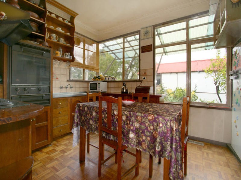 112 Wellington Road, Clayton VIC 3168