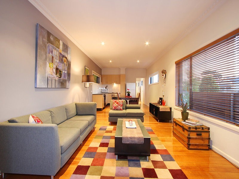 72A Carlisle Crescent, Hughesdale VIC 3166