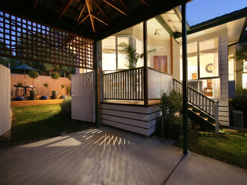 34B Winbirra Parade, Ashwood VIC 3147