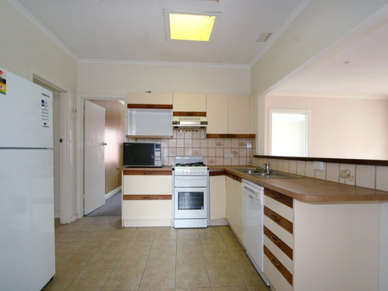 15 Stockdale Avenue, Clayton VIC 3168