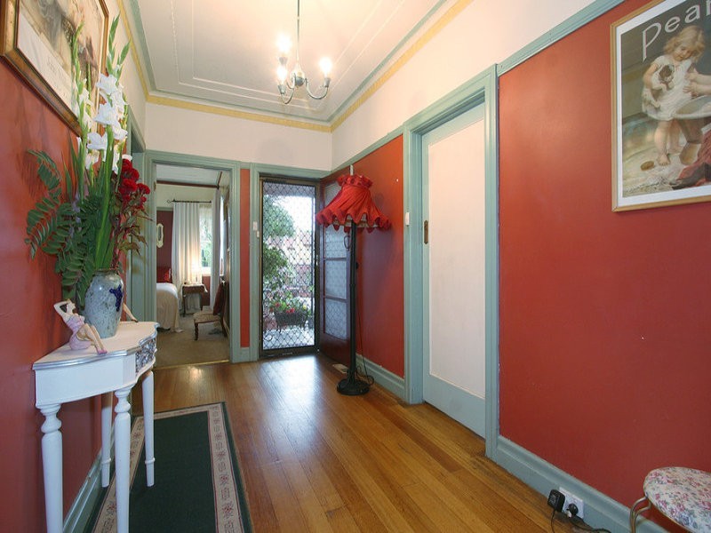 19 Henry Street, Oakleigh VIC 3166