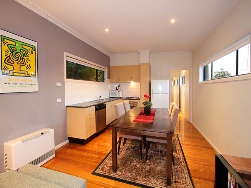 72A Carlisle Crescent, Hughesdale VIC 3166