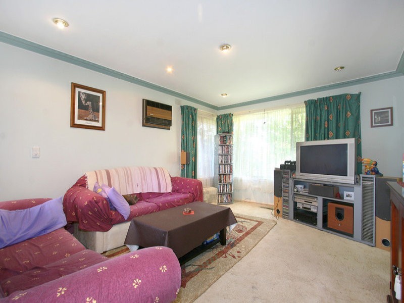 25 Witchwood Crescent, Burwood East VIC 3151