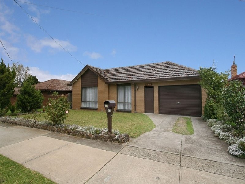 39 Riley Street, Oakleigh South VIC 3167