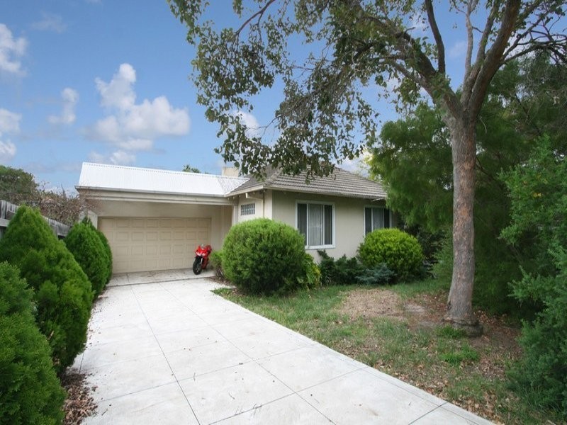 61 Amaroo Street, Chadstone VIC 3148