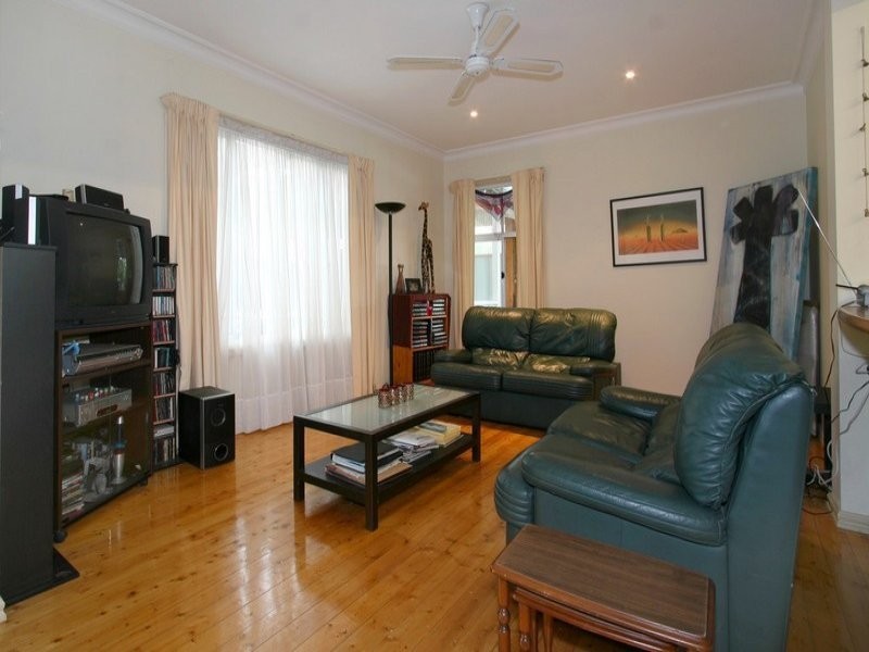 61 Amaroo Street, Chadstone VIC 3148