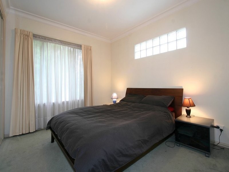 61 Amaroo Street, Chadstone VIC 3148