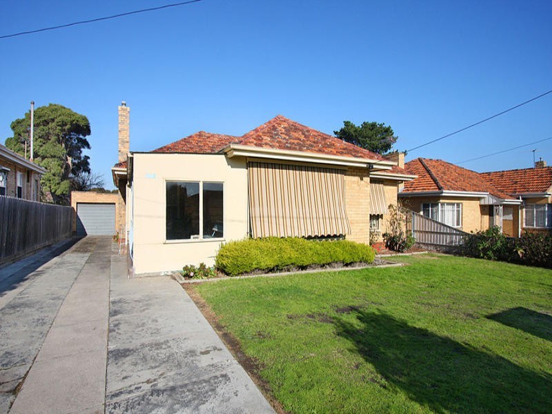 1090 North Road, Bentleigh East VIC 3165