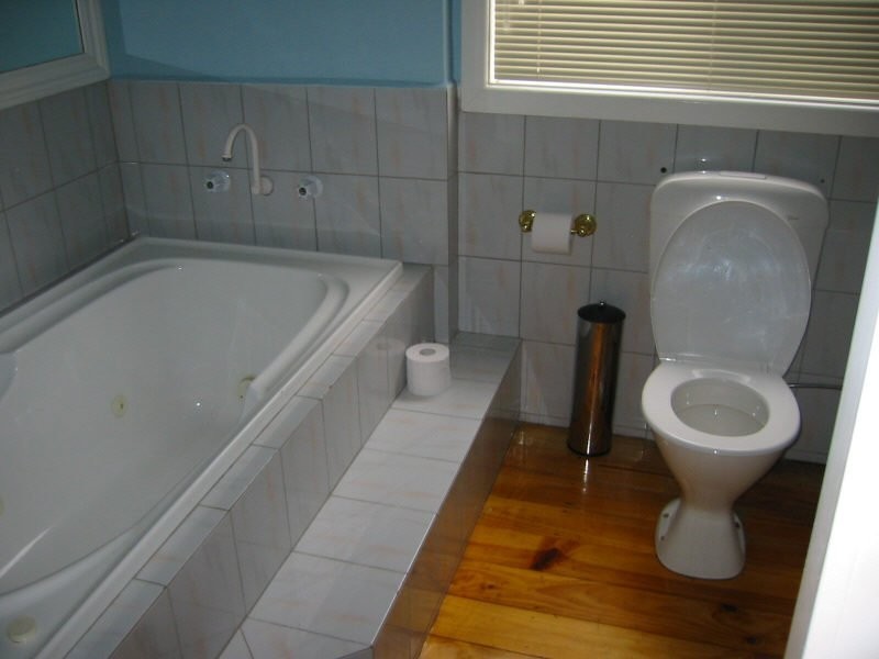 13 Parer Street, Oakleigh VIC 3166