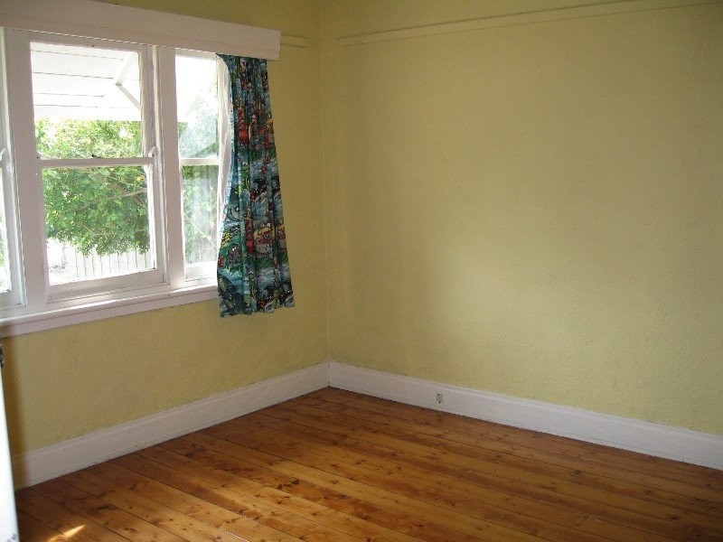 192 Kangaroo Road, Hughesdale VIC 3166