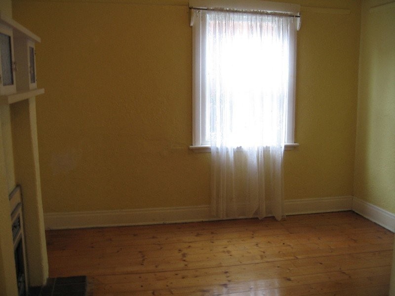 192 Kangaroo Road, Hughesdale VIC 3166