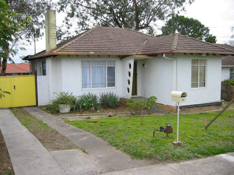 25 Carramar Street,, Chadstone VIC 3148
