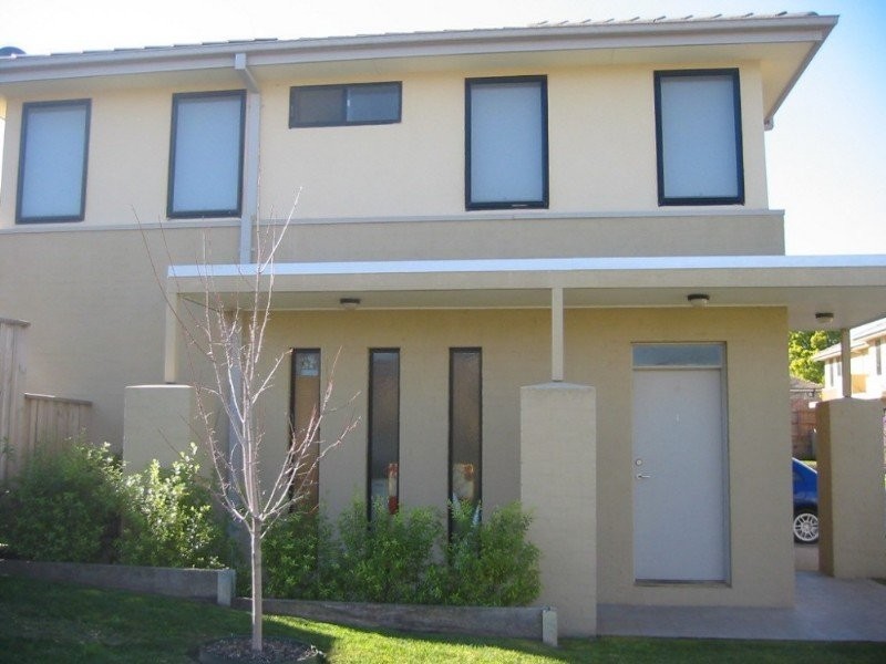 1 Shady Mews, Clayton VIC 3168