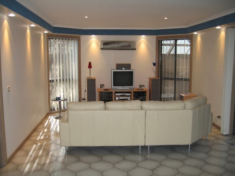 35a Hillcrest Avenue, Chadstone VIC 3148