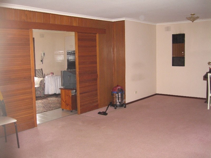 1 Meadows Court, Chadstone VIC 3148