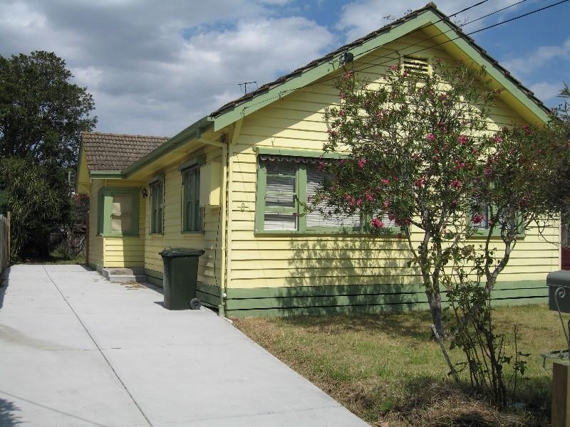8 Dromana Avenue,, Bentleigh East VIC 3165