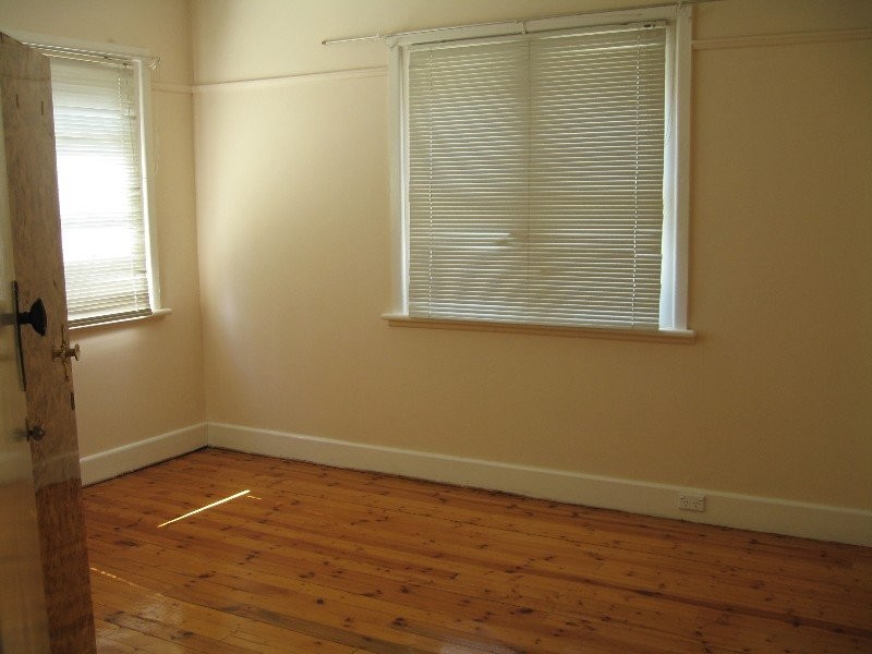 8 Dromana Avenue,, Bentleigh East VIC 3165