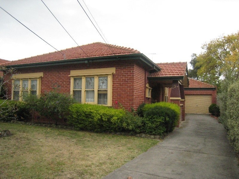 9 Euston Road, Hughesdale VIC 3166