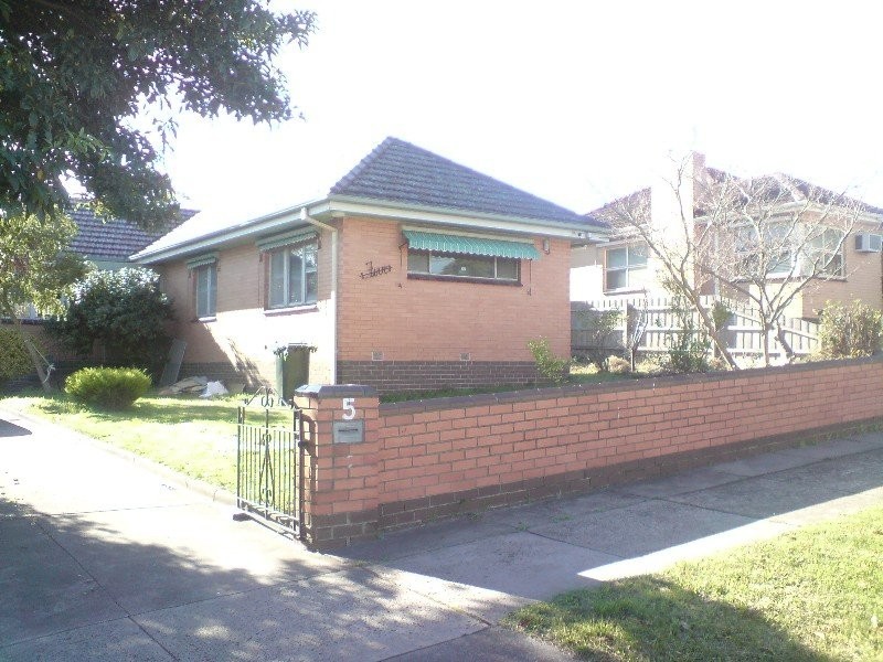 5 Claudel Street, Oakleigh East VIC 3166